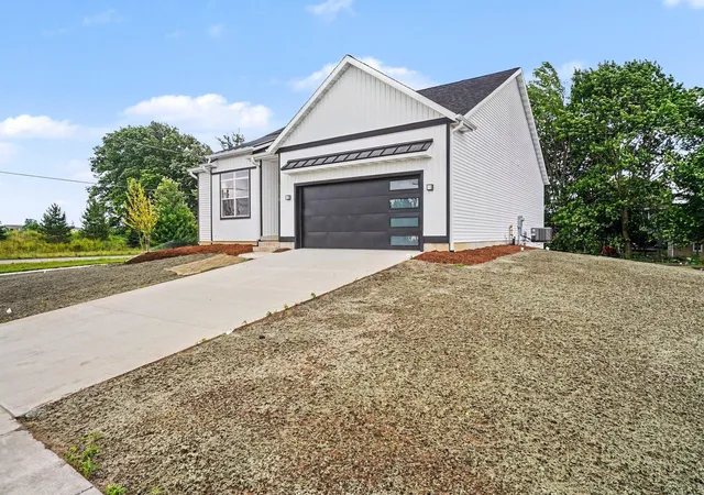 2nd image of 5214 Margot Ln, Allendale, MI 49401 | MLS# 65026020211