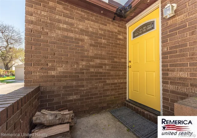Homes for sale in Gibraltar, MI | 29821 Munro St, Gibraltar, MI 48173 | MLS# 20261031955