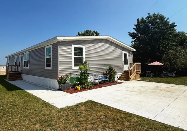 Photo 1 of Single family home for sale at 1187 Ironstone Dr, Mount Pleasant, MI 48858 | MLS# 79080067854 | Listing updated on 2026-05-12
