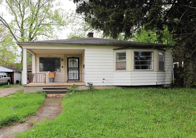 Photo 1 of Single family home for sale at 2835 Begole St, Flint, MI 48504 | MLS# 5050206615 | Listing updated on 2026-09-03