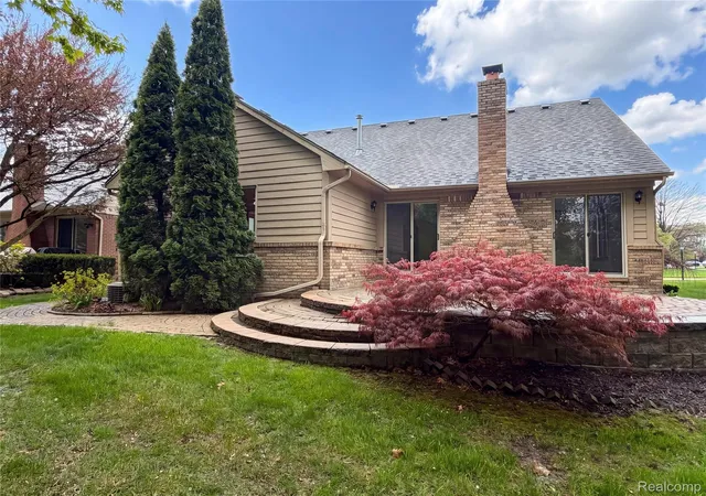 Homes for sale in Macomb Township Macomb, MI | 52186 Jacqueline Ct, Macomb Township Macomb, MI 48042 | MLS# 20261032040