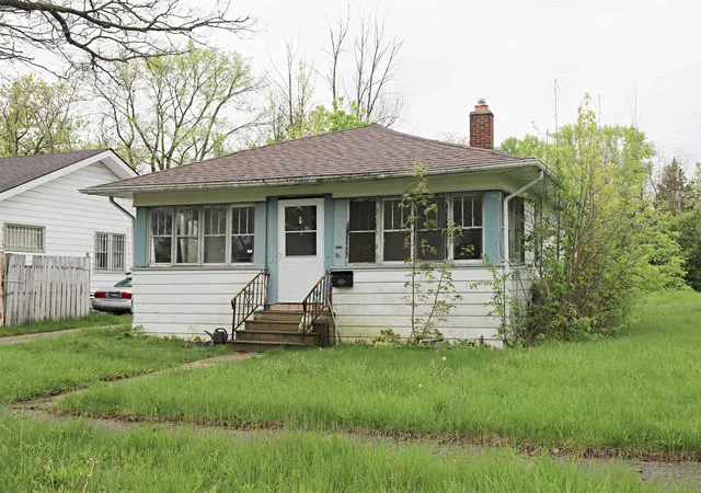 Photo 1 of Single family home for sale at 1717 Stevenson St, Flint, MI 48504 | MLS# 5050206619 | Listing updated on 2026-05-08