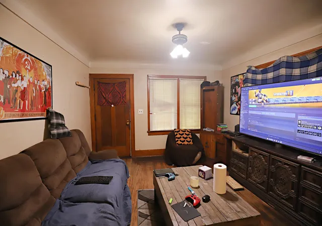 Photo 4 of Single family home for sale at 1717 Stevenson St, Flint, MI 48504 | MLS# 5050206619 | Listing updated on 2026-05-08