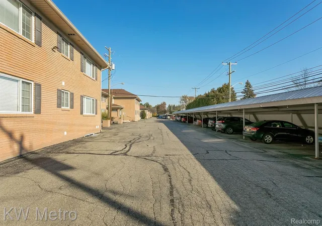 2nd image of 2377 Walton Blvd, Rochester Hills, MI 48309