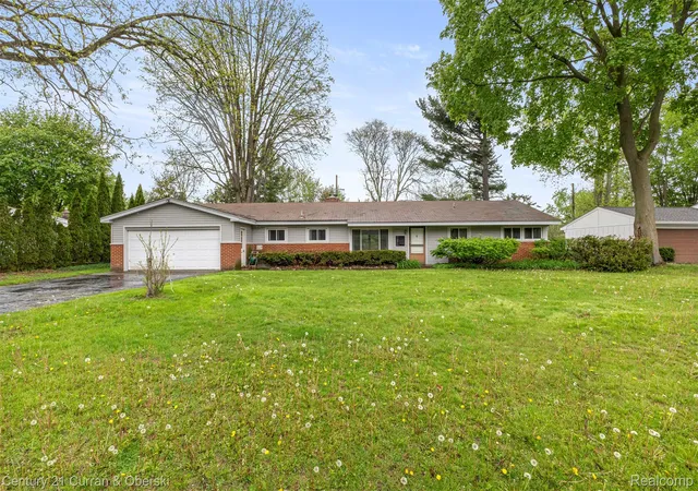Photo 1 of Single family home for sale at 7271 Cottonwood Knoll, West Bloomfield, MI 48322 | MLS# 20261032088 | Listing updated on 2026-07-06