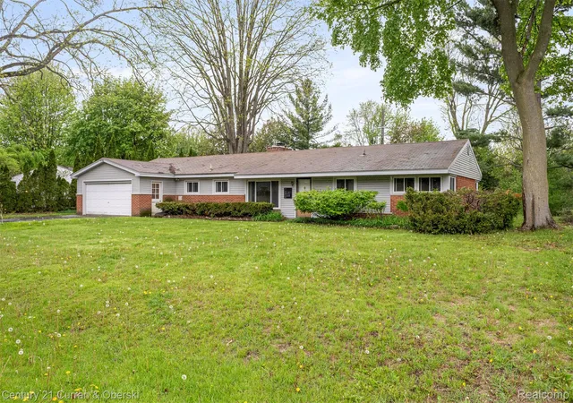 Photo 3 of Single family home for sale at 7271 Cottonwood Knoll, West Bloomfield, MI 48322 | MLS# 20261032088 | Listing updated on 2026-07-06