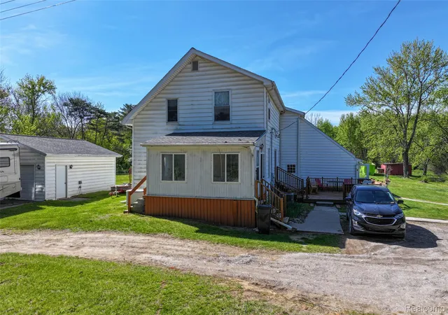 1st image of 11472 E Lippincott Blvd, Davison, MI 48423 | MLS# 20261032111