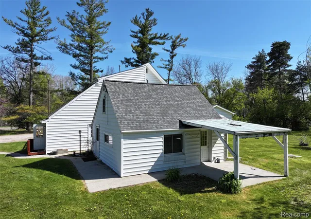 5th image of 11472 E Lippincott Blvd, Davison, MI 48423 | MLS# 20261032111