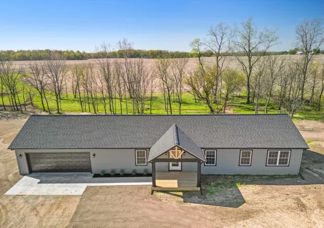 1st image of 2346 W 112th St, Grant, MI 49327 | MLS# 72026020327