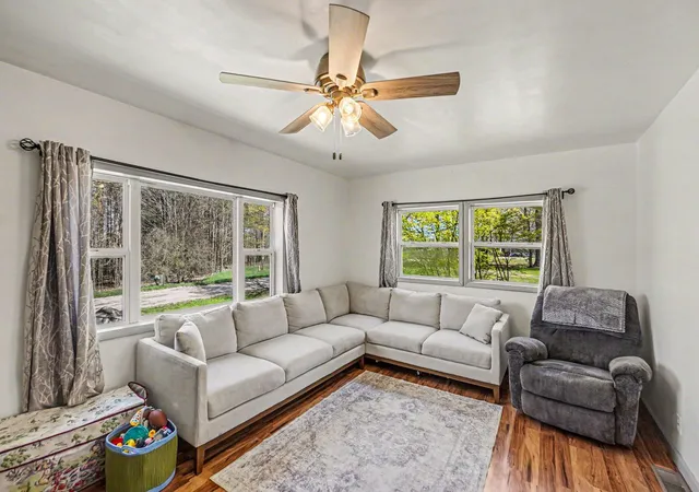 Photo 3 of Single family home for sale at 17845 7 Mile Rd, Reed City, MI 49677 | MLS# 72026020329 | Listing updated on 2026-07-30