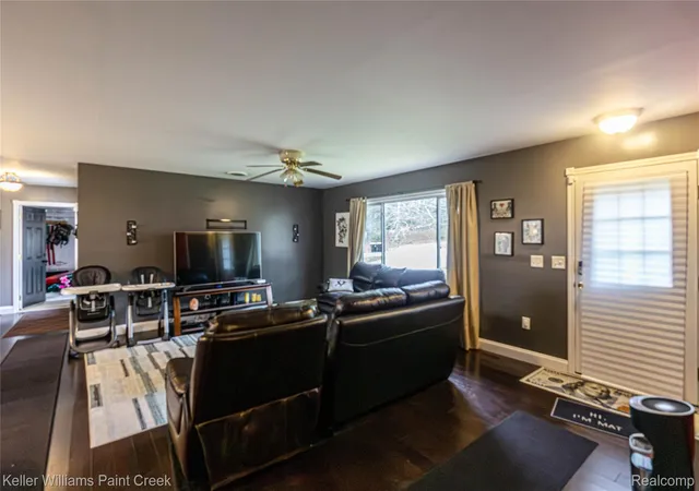 5th image of 228 Clearview Dr, Roscommon, MI 48653 | MLS# 20261032160