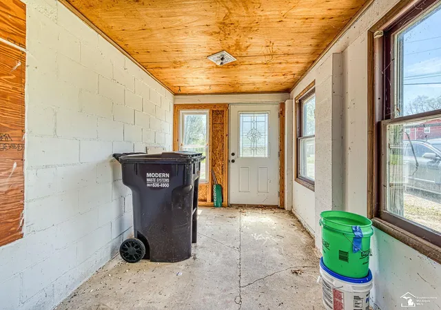 3rd image of 12050 Elmdale Dr, Manchester, MI 48158 | MLS# 57050206648
