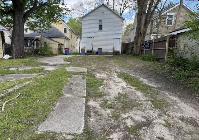 19th image of 939 Prospect Ave Ne, Grand Rapids, MI 49503 | MLS# 65026020372