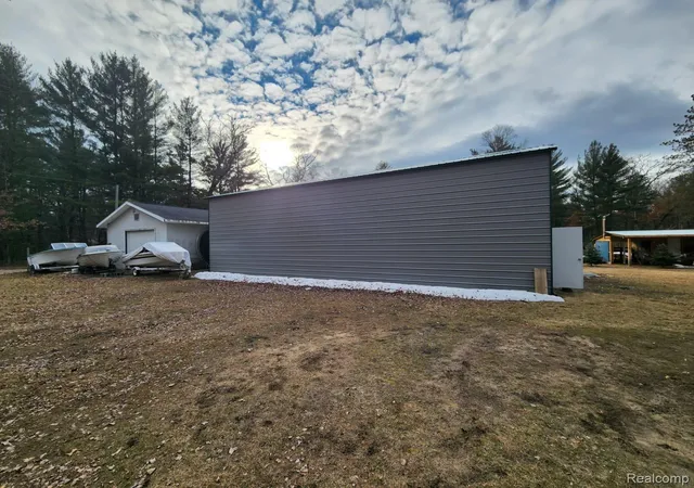 Photo 3 of Single family home for sale at 5743 S Merrillville Rd, Baldwin, MI 49304 | MLS# 20261032185 | Listing updated on 2026-07-28