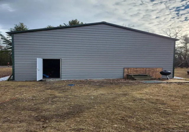 Photo 3 of Single family home for sale at 5743 S Merrillville Rd, Baldwin, MI 49304 | MLS# 20261032185 | Listing updated on 2026-07-28