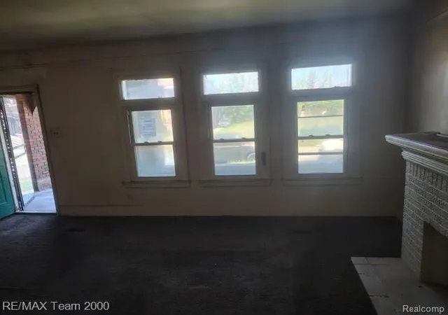 Listing Photo 5 - Condo for sale in building located at 4237 W Grand St, Detroit, MI 48238