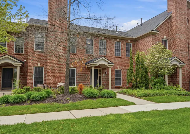 Photo 2 of Condo for sale at 5796 Hampshire Ln, Ypsilanti, MI 48197 | MLS# 81026020404 | Listing updated on 2026-09-04
