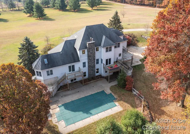 3rd image of 14186 S Mocking Bird Ln, Grant, MI 49327 | MLS# 65026020419