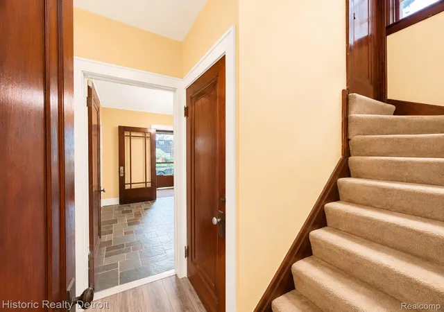 4th image of 505 Fiske Dr, Detroit, MI 48214 | MLS# 20261032277