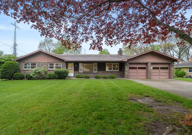 1st image of 2286 Shiawasee Ln, Stevensville, MI 49127 | MLS# 69026020467