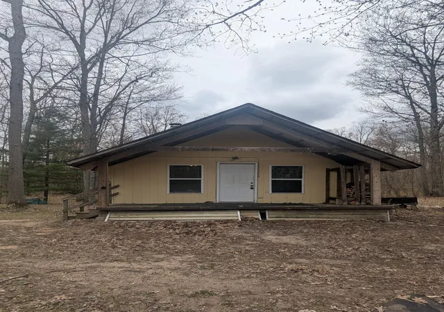 1st image of 20179 N Coates Hwy, Brethren, MI 49619 | MLS# 67026020472
