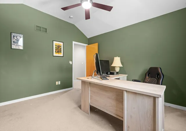 61st image of 254 Hunters Trl, Ann Arbor, MI 48103 | MLS# 81026020475