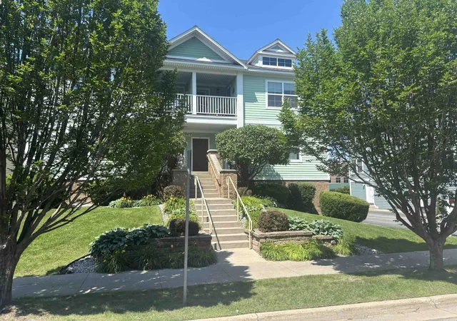 5th image of 707 E State St, Traverse City, MI 49686 | MLS# 78080067880