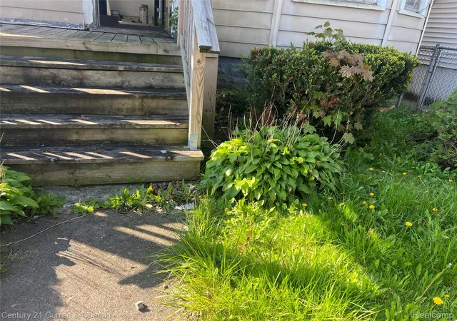 4th image of 3152 Garfield St, Detroit, MI 48207 | MLS# 20261032383