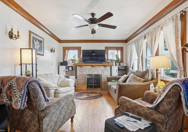 Homes for sale in Eastpointe, MI | 22454 Pleasant Ave, Eastpointe, MI 48021 | MLS# 58050206718