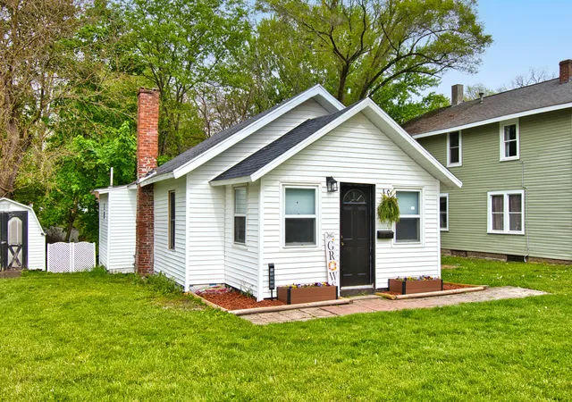 Homes for sale in Niles City Berrien, MI | 1020 N 8th St, Niles City Berrien, MI 49120 | MLS# 69026020551