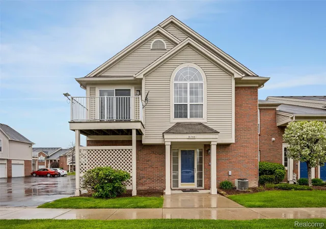 Homes for sale in Chesterfield Township Macomb, MI | 51745 Adler Park Dr W, Chesterfield Township Macomb, MI 48051 | MLS# 20261032419