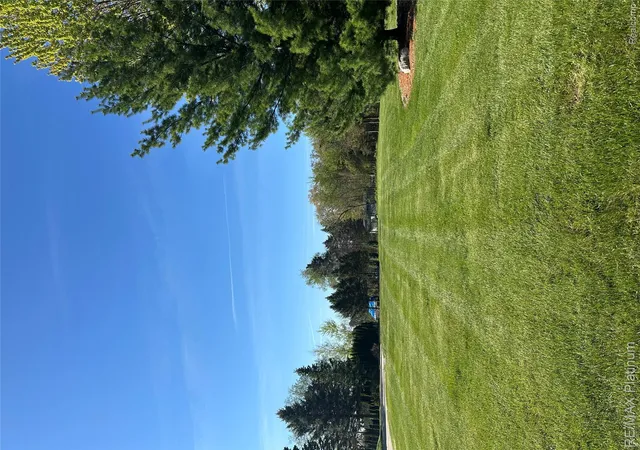 2nd image of 4299 Lake Farms Ct, Linden, MI 48451 | MLS# 20261032457