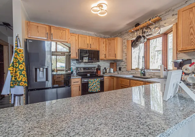 Photo 4 of Single family home for sale at 9530 Golf Port Dr, Stanwood, MI 49346 | MLS# 72026020618 | Listing updated on 2026-09-15