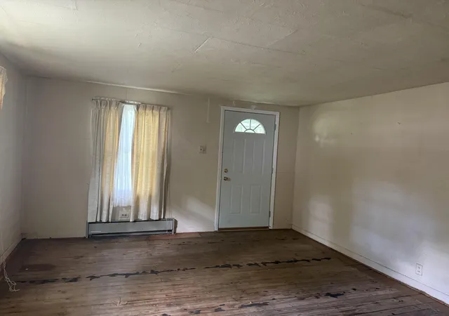 Photo 3 of Single family home for sale at 2264 White St, Niles, MI 49120 | MLS# 69026020624 | Listing updated on 2026-07-29