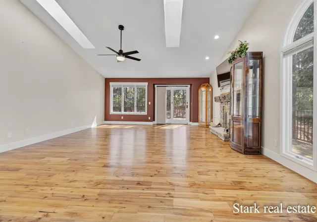 Listing Photo 5 - Condo for sale in building located at 3670 Henry St, Norton Shores, MI 49441