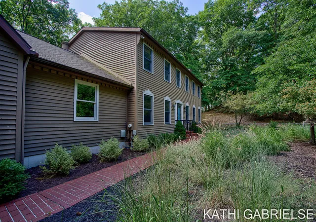 1st image of 313 Stickney Ridge Rd, Grand Haven, MI 49417 | MLS# 71026020655