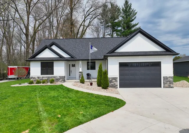 2nd image of 1266 Freeland Rd, Bay City, MI 48706 | MLS# 61050206766