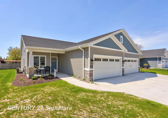 1st image of 4092 Woodburn Ct, Saginaw, MI 48603 | MLS# 61050206774