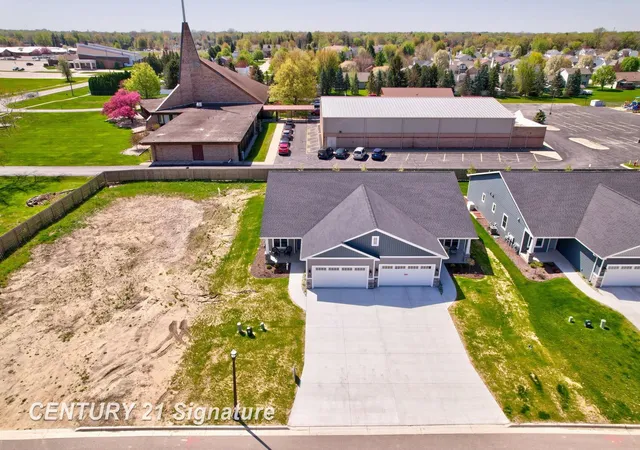 2nd image of 4092 Woodburn Ct, Saginaw, MI 48603 | MLS# 61050206774