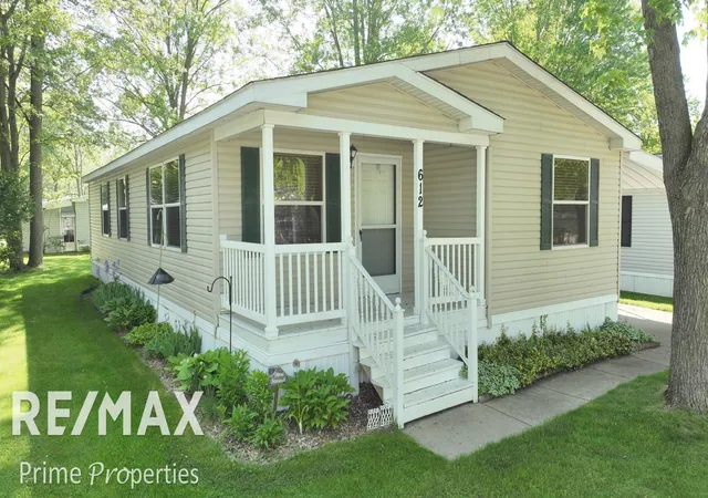 Photo 1 of Single family home for sale at 612 Park View Rd, Clio, MI 48420 | MLS# 5050206789 | Listing updated on 2026-09-01