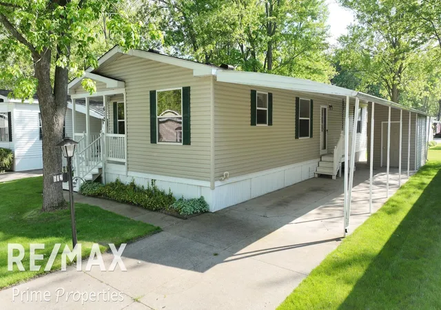 Photo 3 of Single family home for sale at 612 Park View Rd, Clio, MI 48420 | MLS# 5050206789 | Listing updated on 2026-09-01