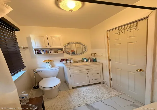 Photo 3 of Single family home for sale at 6624 Centralia St, Dearborn Heights, MI 48127 | MLS# 20261032635 | Listing updated on 2026-07-06