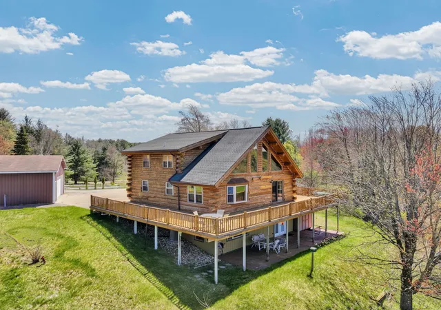 Photo 3 of Single family home for sale at 5386 SW Scenic View, South Boardman, MI 49680 | MLS# 78080067947 | Listing updated on 2026-05-26