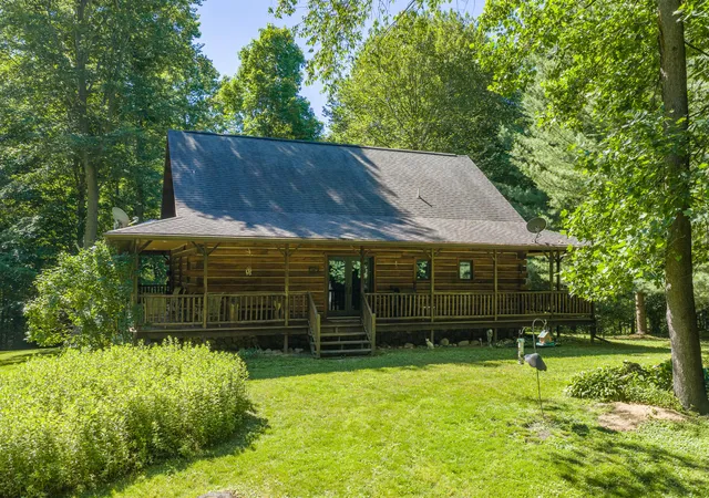 Photo 3 of Single family home for sale at 1254-b Burbank Rd, Quincy, MI 49082 | MLS# 62026020844 | Listing updated on 2026-09-14