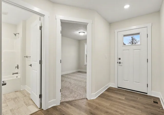 Photo 3 of Condo for sale at 968 Scioto Dr Nw #5, Comstock Park, MI 49321 | MLS# 65026020869 | Listing updated on 2026-09-04