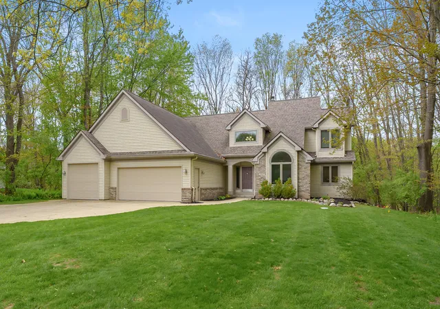 Homes for sale in Richland, MI | 6147 Autumn Rdg, Richland, MI 49083 | MLS# 66026020866