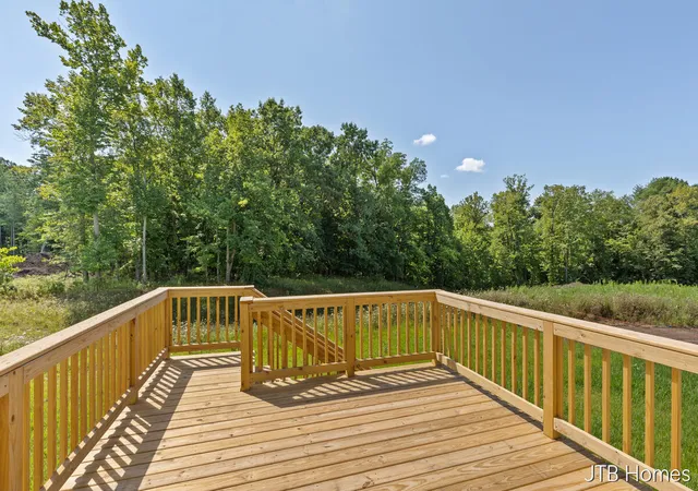 4th image of 6612 Inwood Ridge Dr Ne, Rockford, MI 49341 | MLS# 65026020870