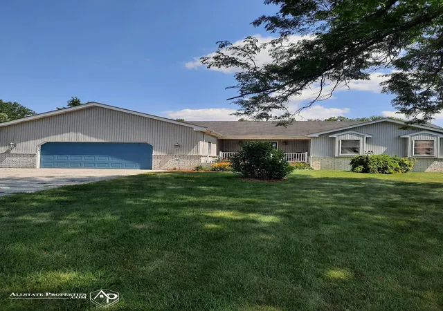 1st image of 12301 S New Lothrop Rd, Byron, MI 48418 | MLS# 5050206868