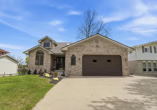 Photo 1 of Single family home for sale at 3750 Loch Dr, Highland, MI 48357 | MLS# 81026020926 | Listing updated on 2026-09-01