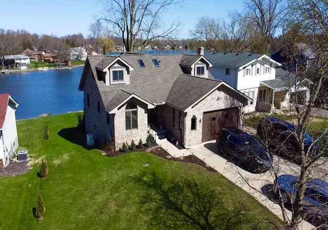 Photo 3 of Single family home for sale at 3750 Loch Dr, Highland, MI 48357 | MLS# 81026020926 | Listing updated on 2026-09-01